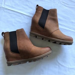 Sorel Joan of Arctic Wedge Ankle Booties Size 8